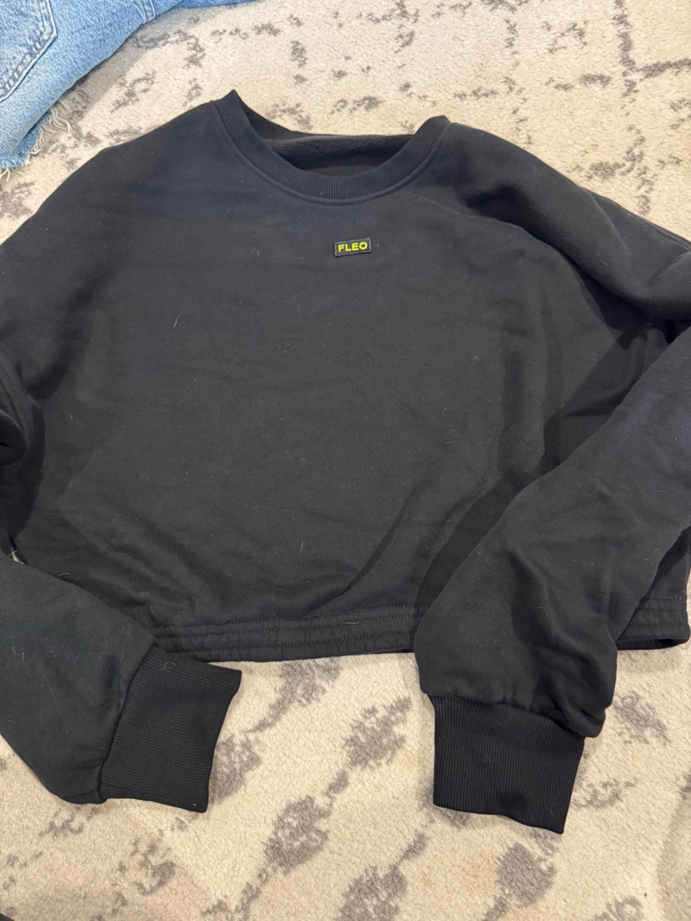Serene Crewneck crop sweatshirt Fleo